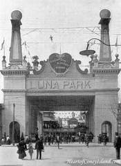 Luna Park Entrance