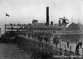Iron Steamboat Company New Iron Pier